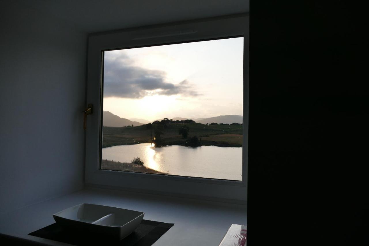 The Annexe At Loch View Farm Apartment Crieff Bagian luar foto