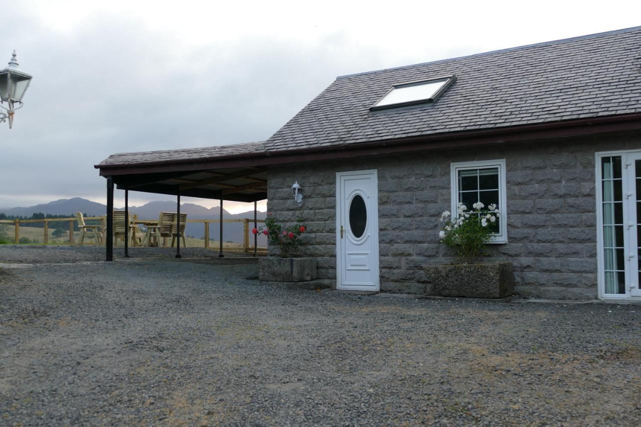 The Annexe At Loch View Farm Apartment Crieff Bagian luar foto
