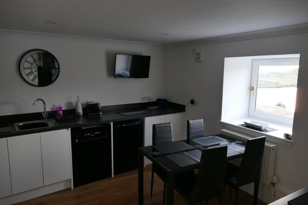 The Annexe At Loch View Farm Apartment Crieff Bagian luar foto